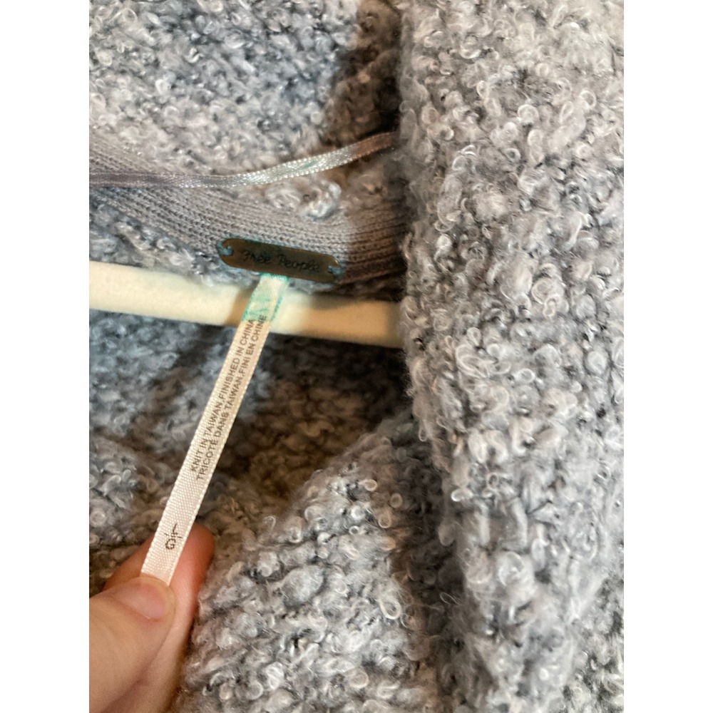 Free People BFF Cowl Neck Sweater Oversized Boxy Large Light Gray Soft Knit - Picture 15 of 15